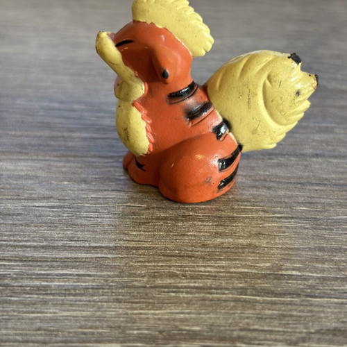 Growlithe Nintendo Pokemon figure used