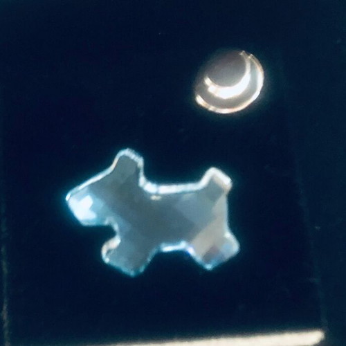 Vintage Swarovski pin shaped like Yorkshire dog, like new, blue-turquoise