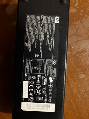 HP laptop charger used