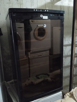 Wine cooler like new