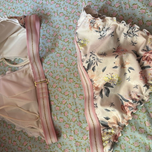H&M women's swimsuit new, size M 38 10, pink