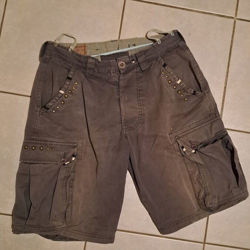 Men's Cargo Fishbone Bermuda shorts like new, brown