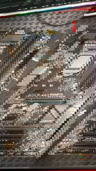 ΠΡΟΣΦΟΡΑ!!!GIGABYTE GA-Z170-HD3P REV1.0 + CPU Intel i5 -6500 3.2 GHZ