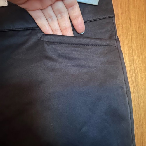 Celestino satin shorts new, size Small, black