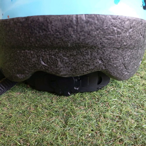 Tempish adjustable kids rollers size 33-36 used with helmet
