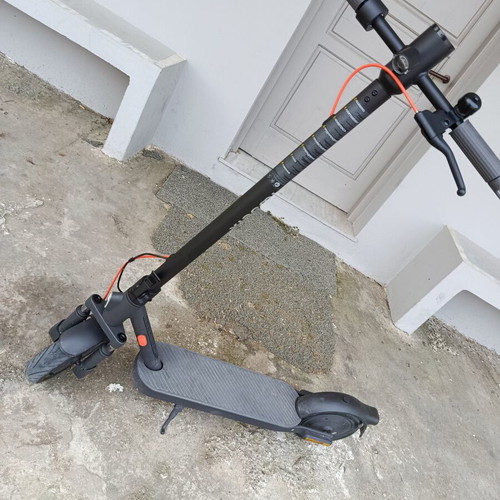 Xiaomi Electric Scooter Elite like new