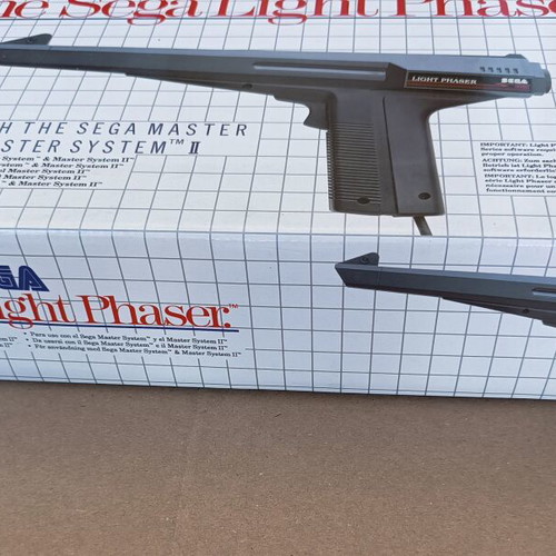 Sega Master System Phaser Gun new in box