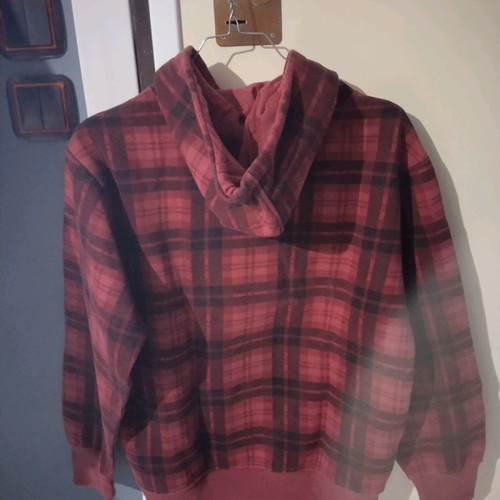 Hoodie used, size medium, red