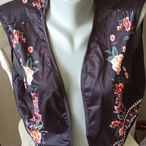 Ethno blouse, thin spring-autumn vest and handmade necklace set, new