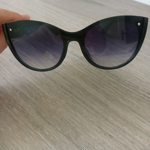 Sunglasses like new, black