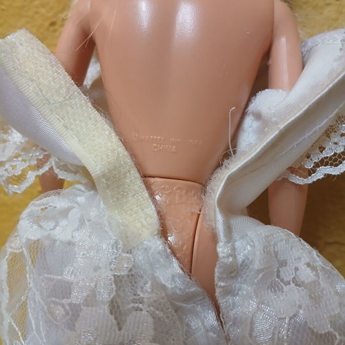 Barbie vintage doll with white lace dress used