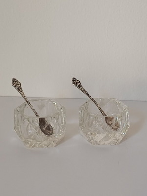 Vintage crystal salt cellars set with carved spoons, like new
