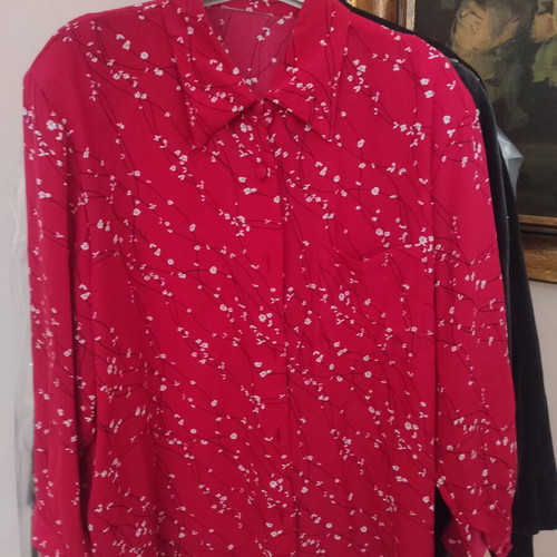 Vintage shirt with shoulder pads, like new, size L, red pink