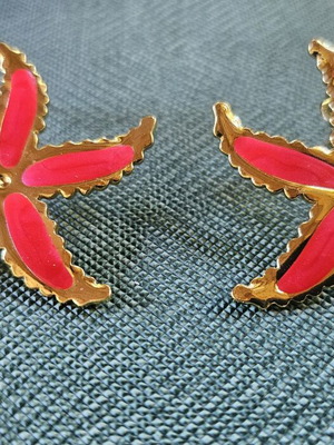 Starfish earrings new, stainless steel, red and gold