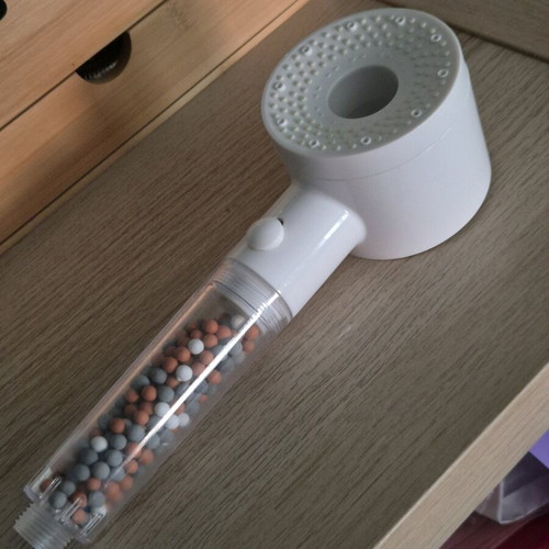 Bathroom shower head with filter and flow functions like new, white