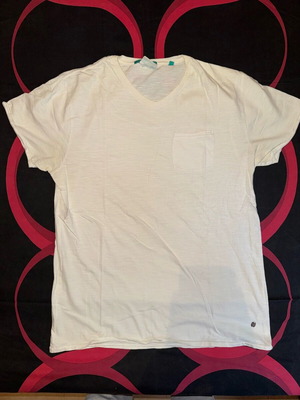 Funky Buddha white V-neck T-shirt with pocket used, size M