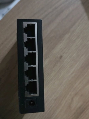 Asus Gigabit Switch used, unknown functionality
