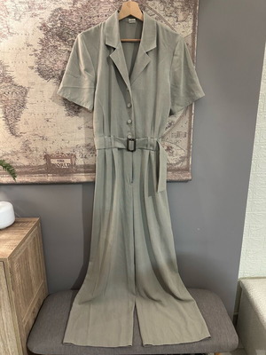 Ολόσωμη φόρμα vintage σαν καινούργιο, μέγεθος small, μπεζ και πράσινη