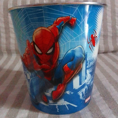 Spiderman Wastebasket like new for office