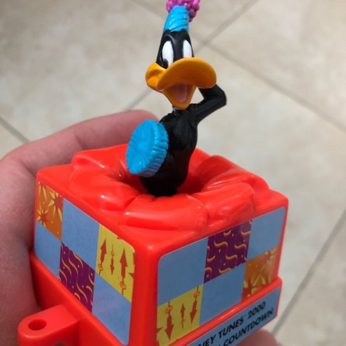 Looney Tunes Duffy Duck figure used, 10cm, Happy Meal 2000 Celebration Countdown