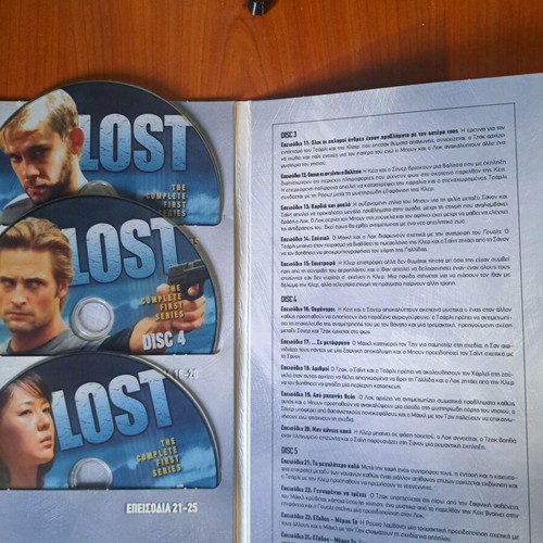 Lost season 1 DVD used with gift of 4 episodes from season 2 with subtitles