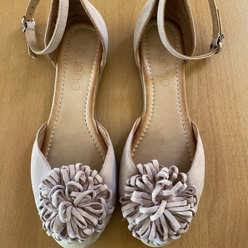 Bueno Shoes ballerinas size 38.5 like new, pink and gold
