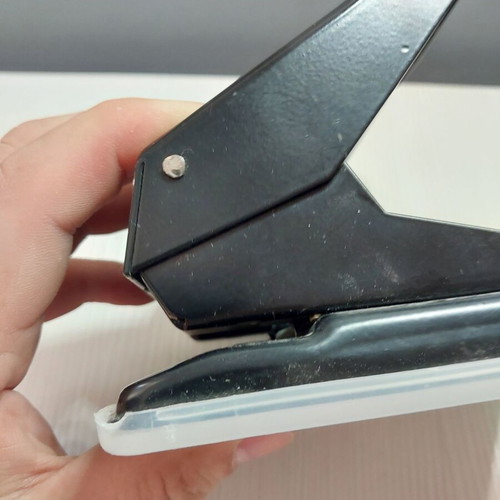 SAX 508 hole punch used in very good condition