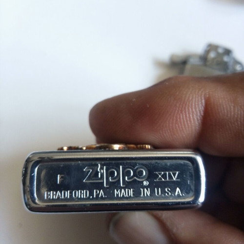 Zippo lighter used, functional, 3.5x5.5 cm