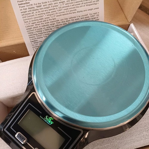 Digital precision scale 0.1gr to 5 kg new