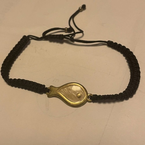 Adjustable bracelet with gold fish-shaped bead new