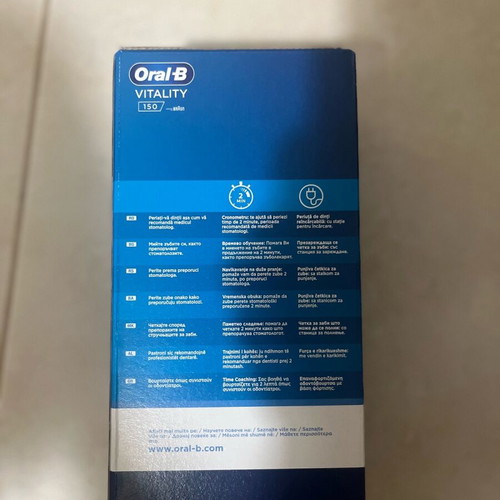 Oral-B Vitality 150 Cross Action electric toothbrush with timer black new