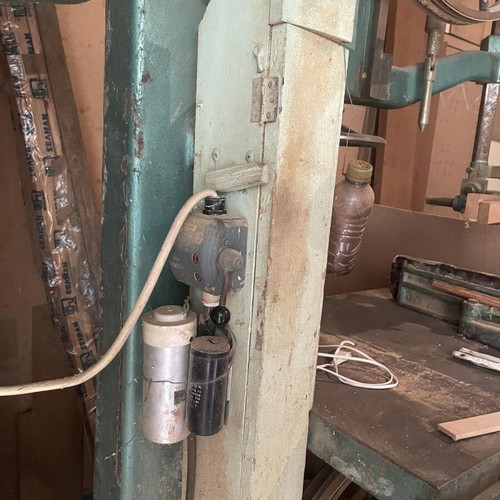 Monophasic 70a Band Saw used