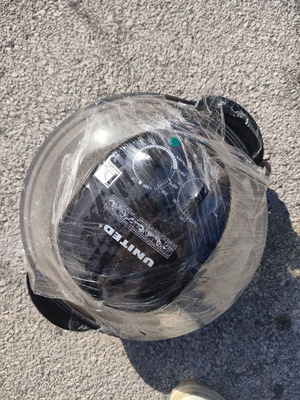 United portable electric oven used with accessories