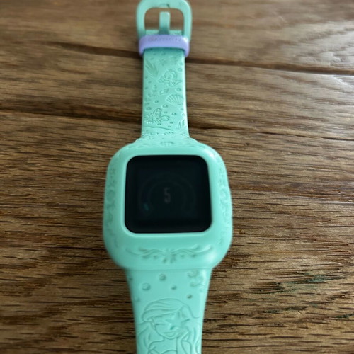 Garmin Vivofit JR.3 kids smartwatch like new