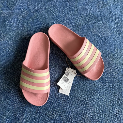 Adidas Adilette Aqua slides new, sizes 41.5 and 42.5