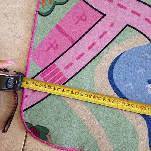 Children's rug used