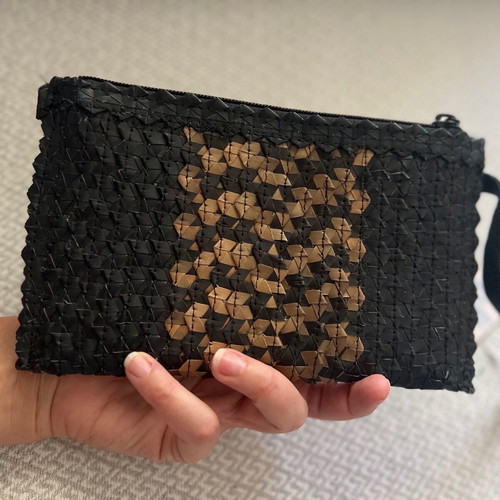 Ψάθινο clutch τσαντάκι χειρός καινούργιο, μαύρο-μπεζ