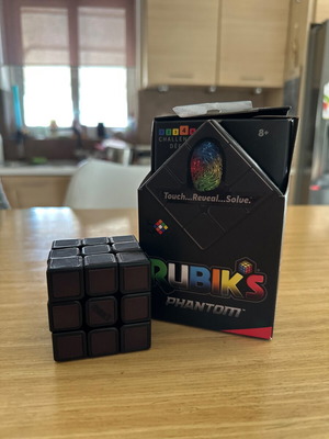 Rubik’s Phantom κύβος σαν καινούργιο, αλλάζει χρώμα με το κρύο