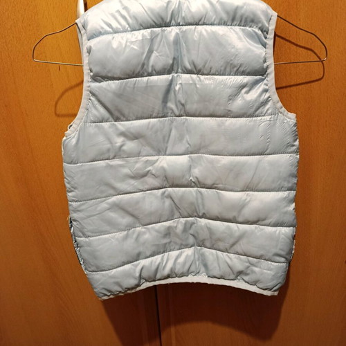 Peppa sleeveless kids vest like new, size 5-6 (110)