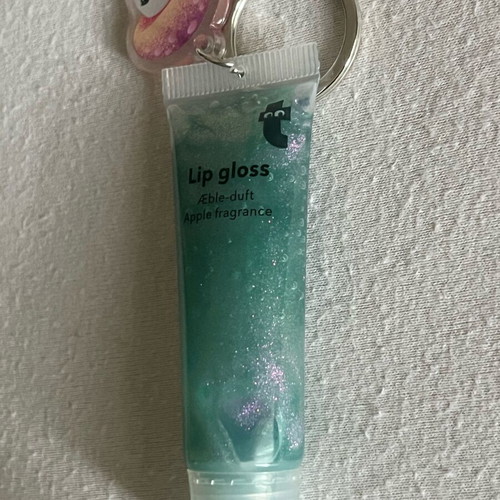 Flying Tiger Lip Gloss new, apple fragrance