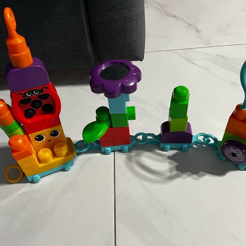 Fisher-Price Mega Bloks Caterpillar building blocks like new 12+ months