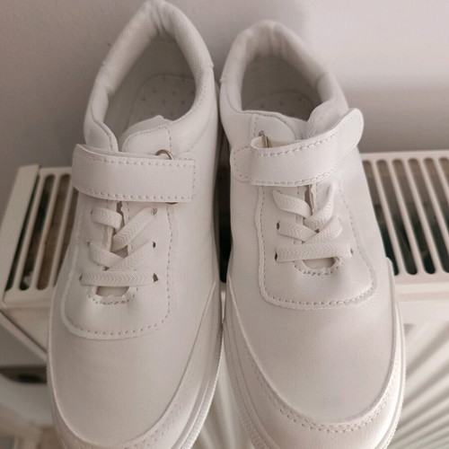 Λευκά αθλητικά sneakers νούμερο 34 καινούργια