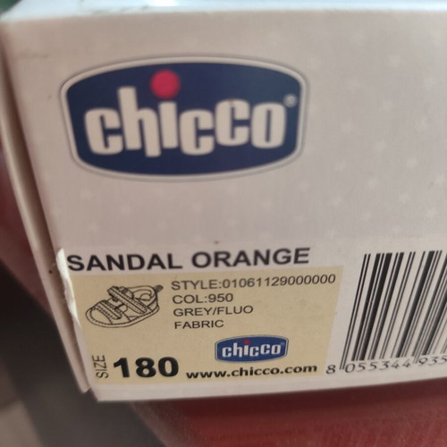 Chicco baby sandals size 18, new