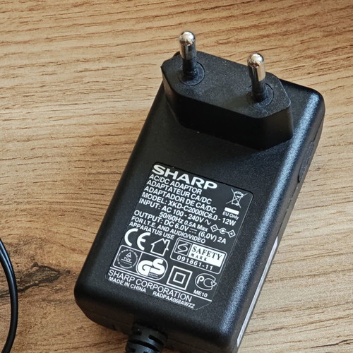 Sharp i-Elegance DK-AP7N portable Bluetooth speaker system like new