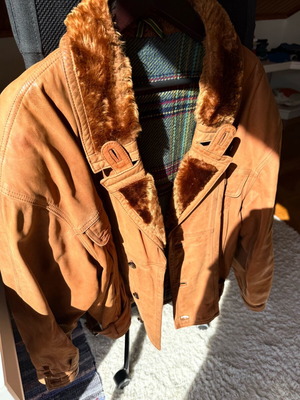 Vintage leather jacket Vera Pelle like new, brown