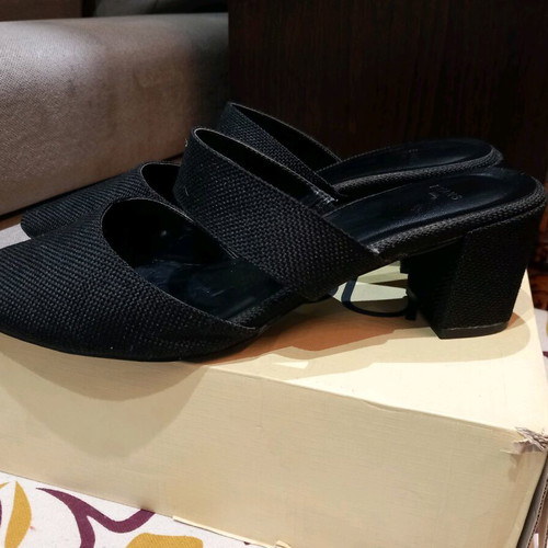 Evans black mule used, size 41.5, chunky heel