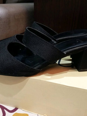 Evans black mule used, size 41.5, chunky heel