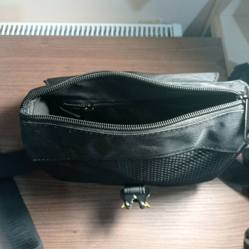 Trapstar bag new, black