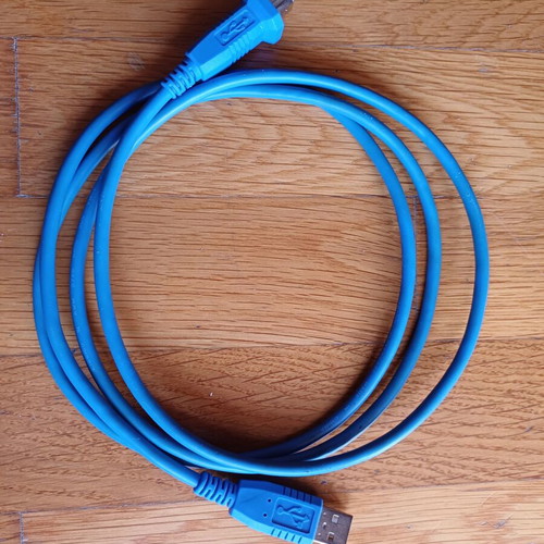 Computer cables like new, assorted