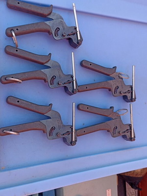 Pressadors for iron leather used with light rust on two